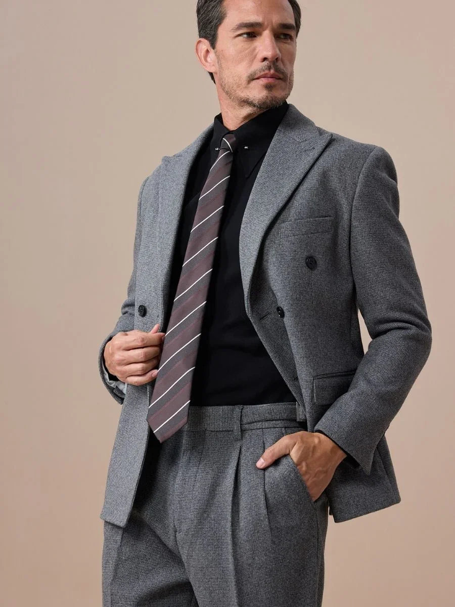 Regio Double Breasted Suit