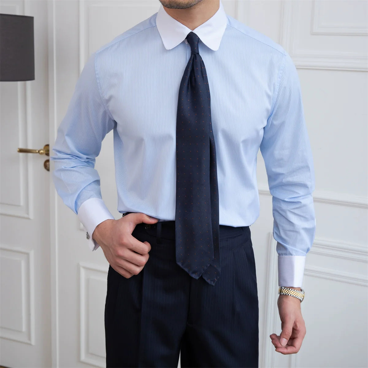 Camisa con puños franceses