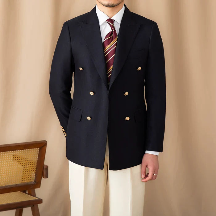 Blazer cruzado cruzado con botones dorados