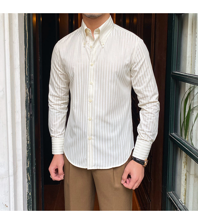 Chemise classique à col pointes