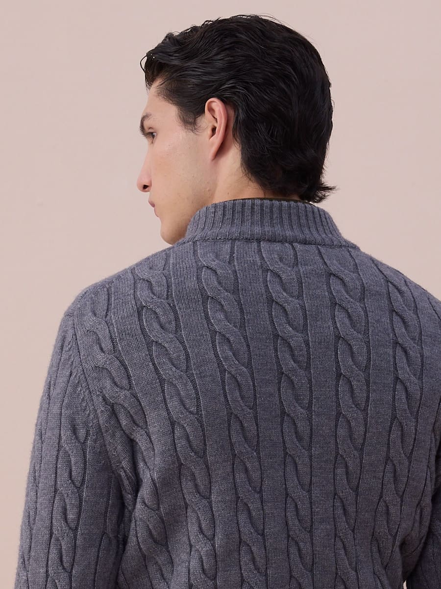 Pull à col zippé en maille torsadée