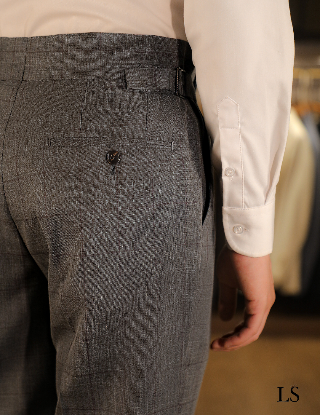 Suit Double-Breasted Windowpane Gray