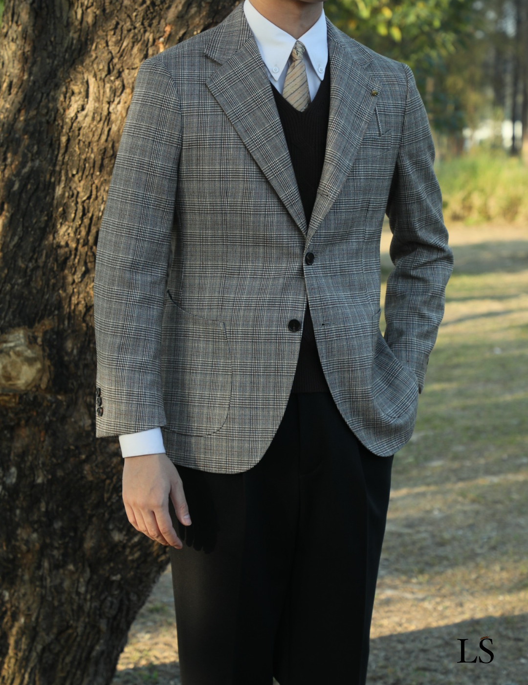 Blazer de dos botones con cuadros escoceses