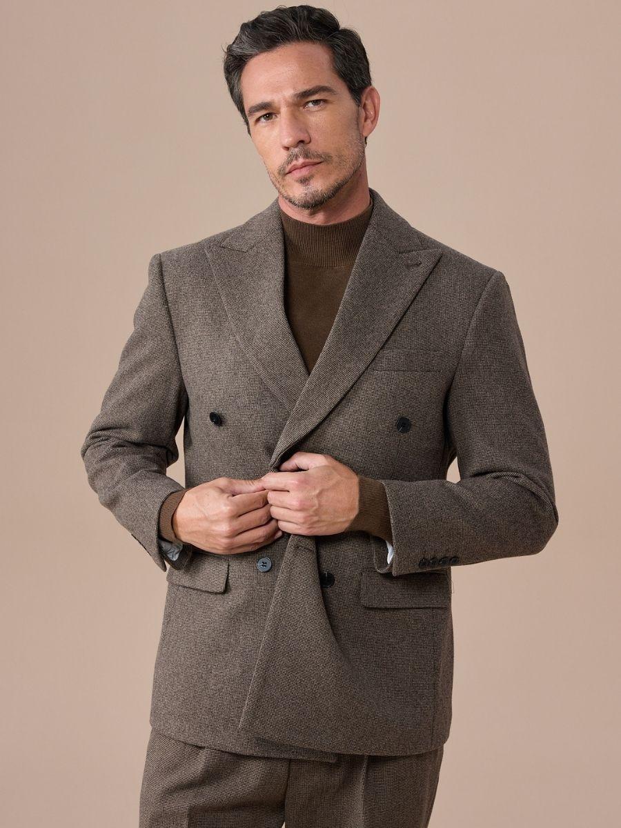Regio Double Breasted Suit