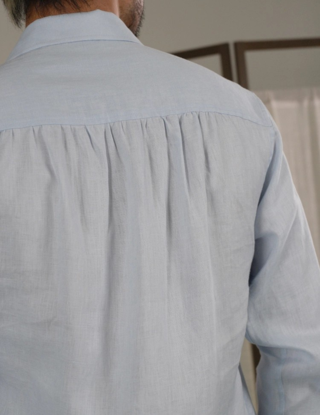 Chemise à manches longues et col cubain en lin